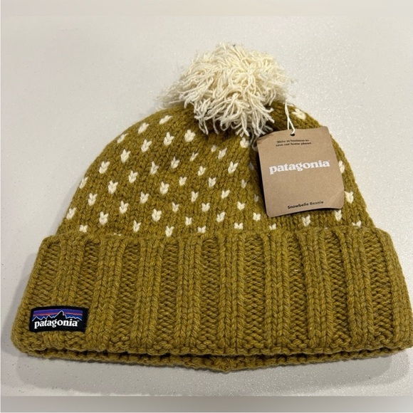 Patagonia Women's Snowbelle Beanie Ridge Cosmic Gold NWT Recycled Wool Yellow - Picture 1 of 9